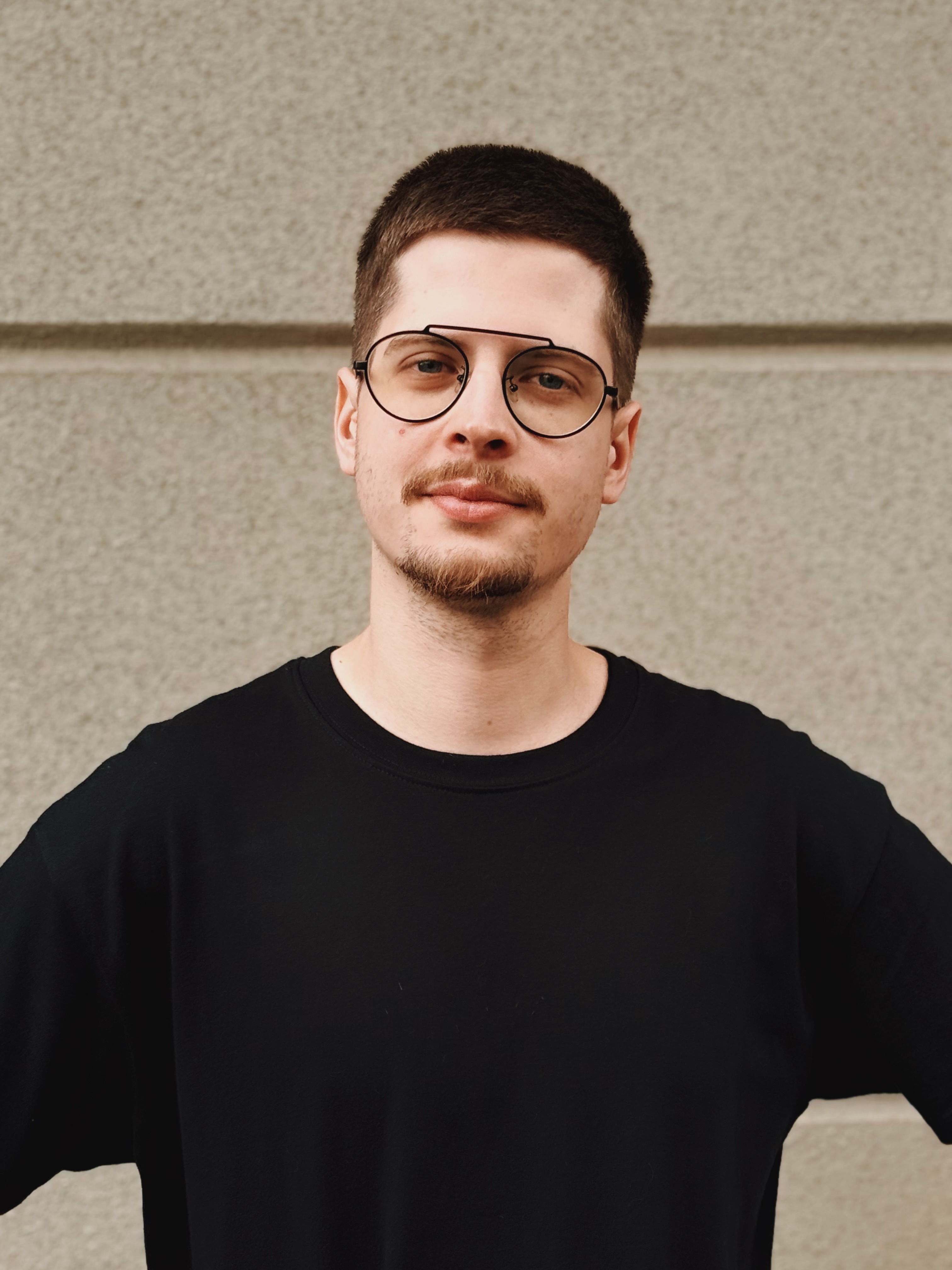 Дмитро — Старший майстер